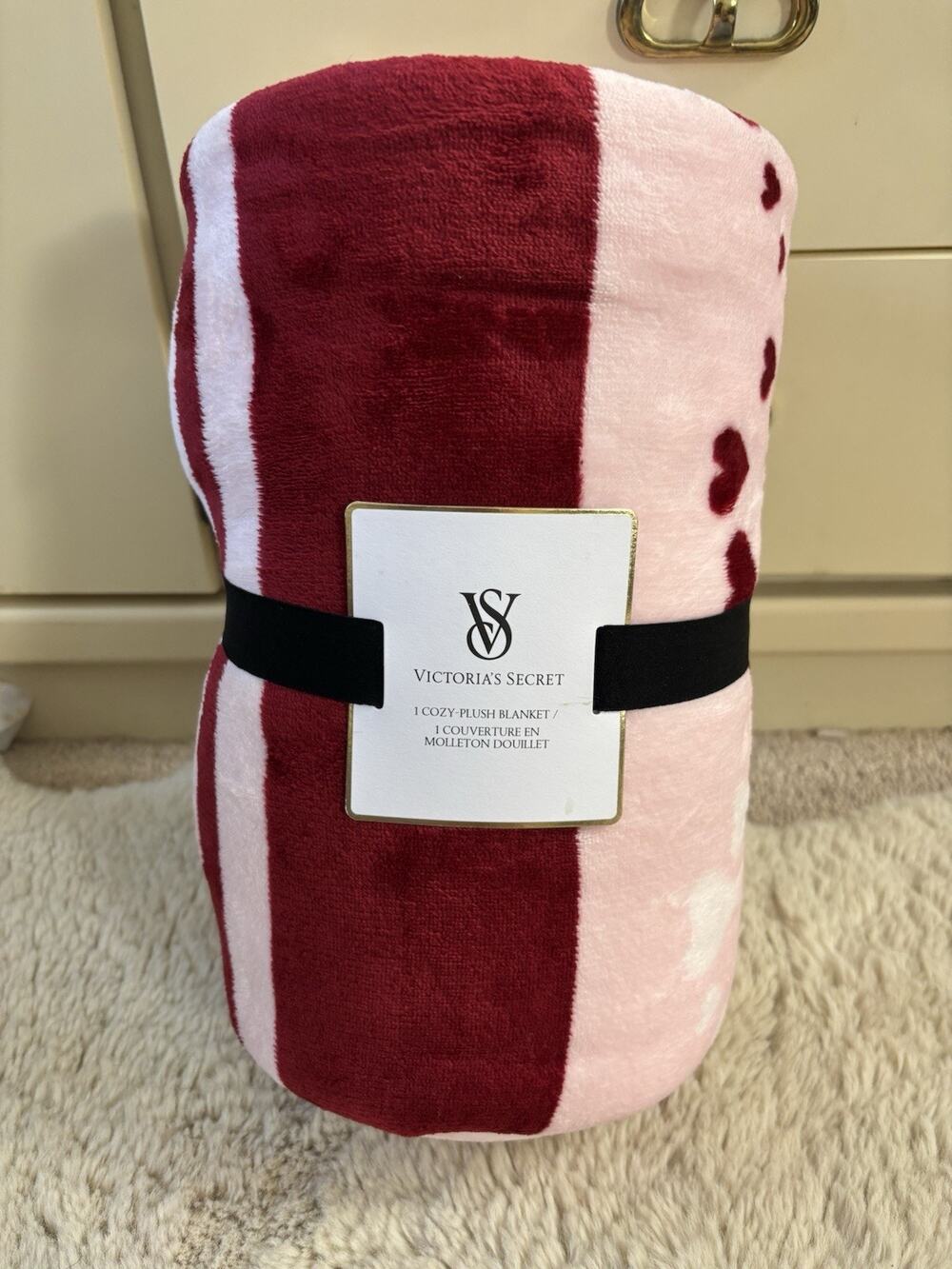 Victoria’s Secret Pink Heart Plush Sherpa Throw Blanket Cozy Fleece 50x60 New